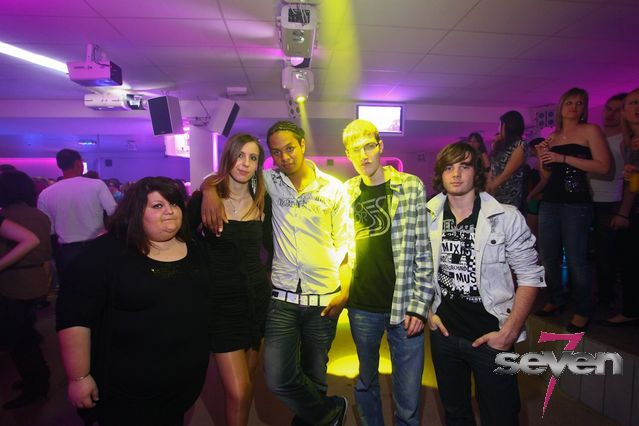 Cliquer pour voir l'image en taille réelle