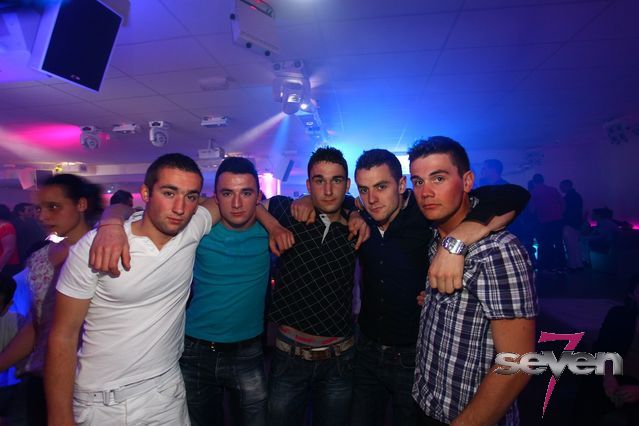 Cliquer pour voir l'image en taille réelle