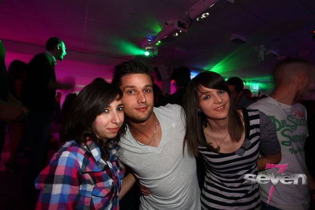 Cliquer pour voir l'image en taille réelle