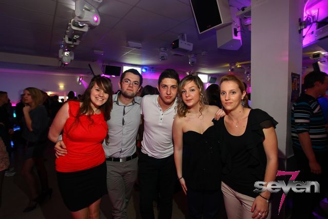 Cliquer pour voir l'image en taille réelle