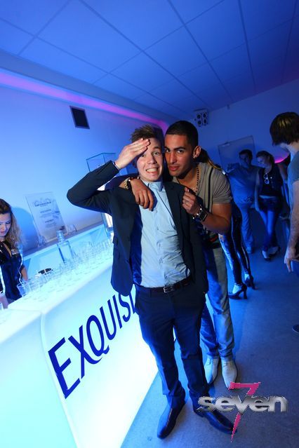 Cliquer pour voir l'image en taille réelle