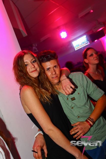 Cliquer pour voir l'image en taille réelle