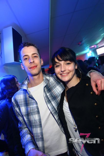 Cliquer pour voir l'image en taille réelle