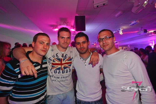 Cliquer pour voir l'image en taille réelle