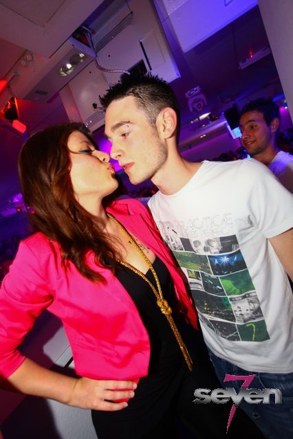 Cliquer pour voir l'image en taille réelle