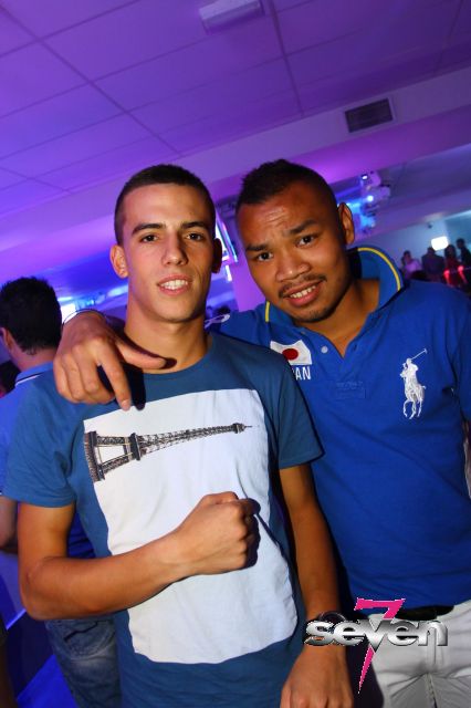 Cliquer pour voir l'image en taille réelle