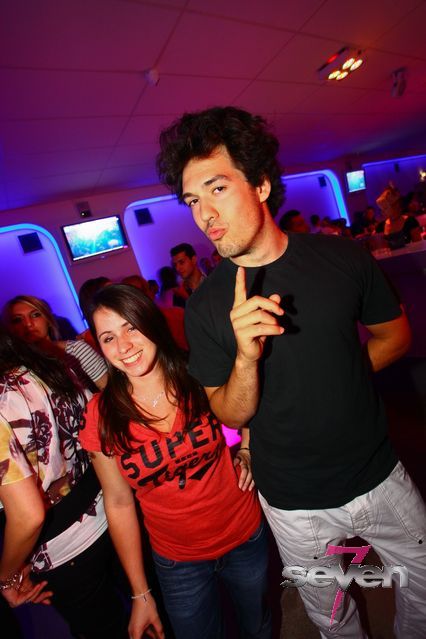 Cliquer pour voir l'image en taille réelle