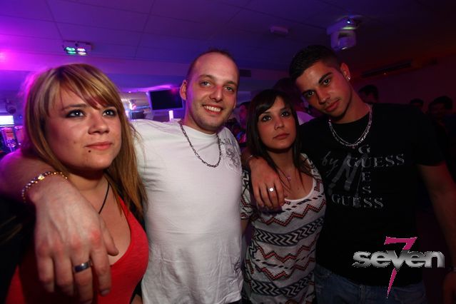 Cliquer pour voir l'image en taille réelle