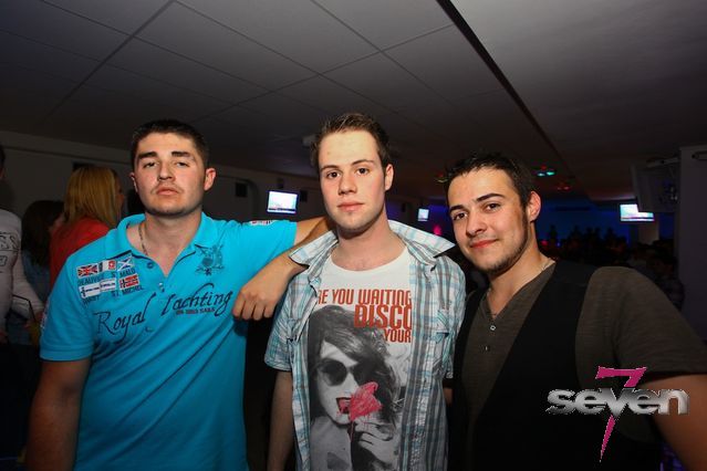 Cliquer pour voir l'image en taille réelle