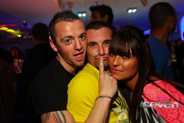 Cliquer pour voir l'image en taille réelle