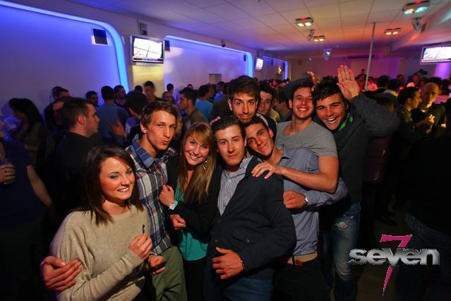 Cliquer pour voir l'image en taille réelle