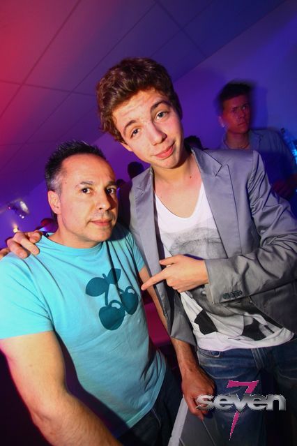 Cliquer pour voir l'image en taille réelle