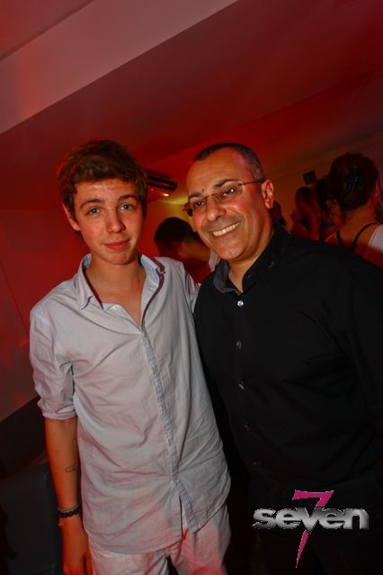 Cliquer pour voir l'image en taille réelle