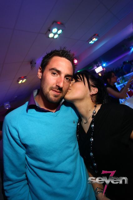 Cliquer pour voir l'image en taille réelle