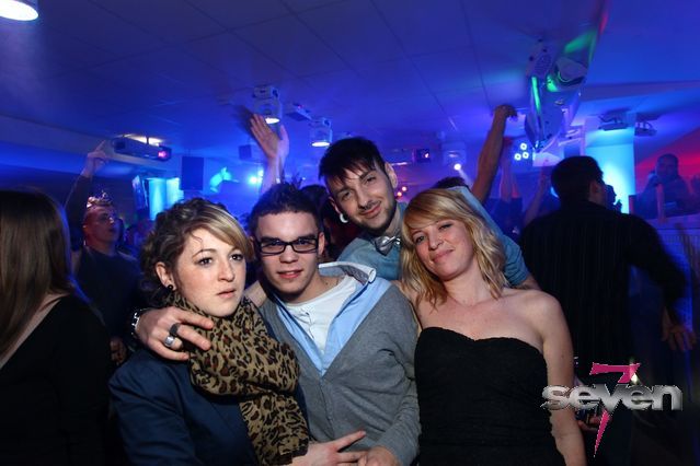 Cliquer pour voir l'image en taille réelle