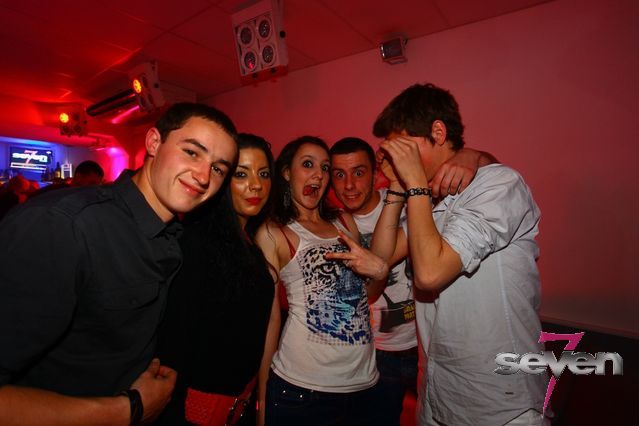 Cliquer pour voir l'image en taille réelle