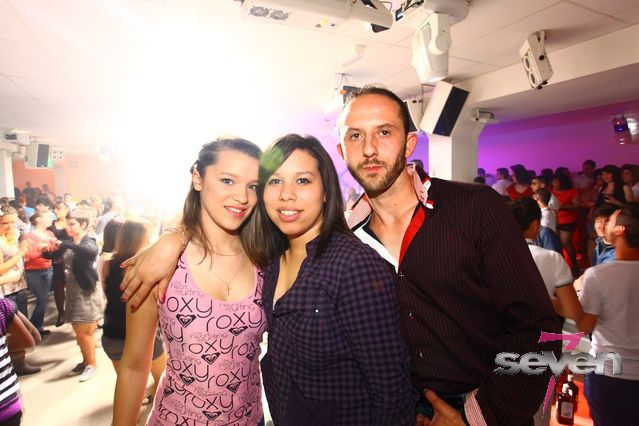 Cliquer pour voir l'image en taille réelle