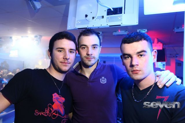 Cliquer pour voir l'image en taille réelle