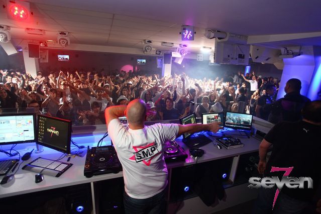 Cliquer pour voir l'image en taille réelle