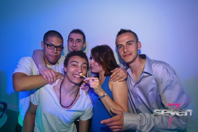 Cliquer pour voir l'image en taille réelle