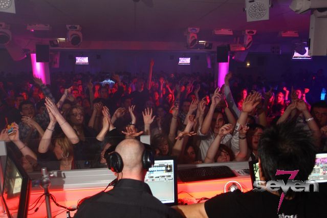 Cliquer pour voir l'image en taille réelle