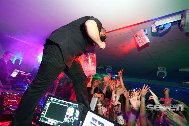 Cliquer pour voir l'image en taille réelle