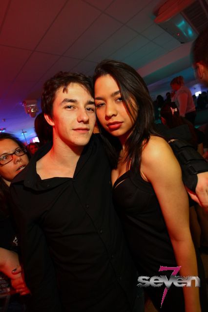 Cliquer pour voir l'image en taille réelle