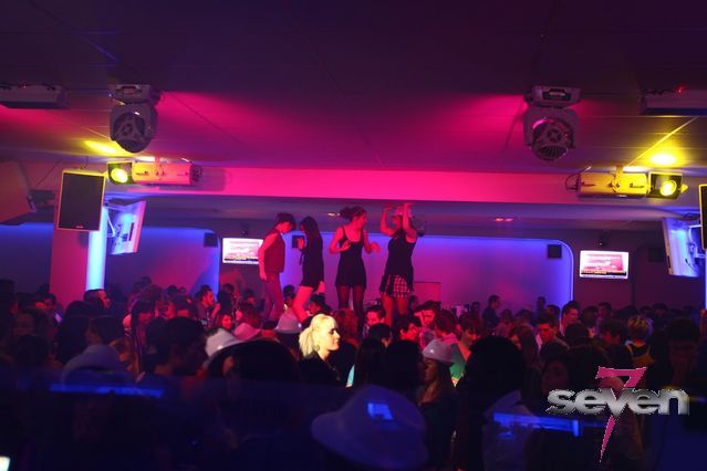 Cliquer pour voir l'image en taille réelle