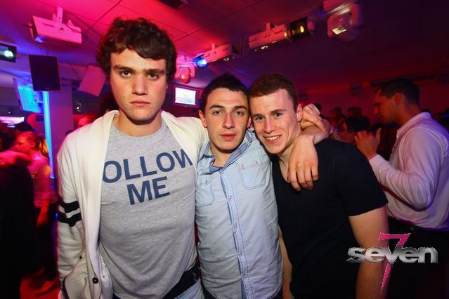 Cliquer pour voir l'image en taille réelle