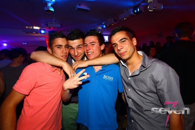 Cliquer pour voir l'image en taille réelle