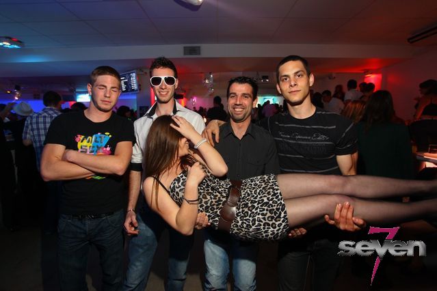 Cliquer pour voir l'image en taille réelle