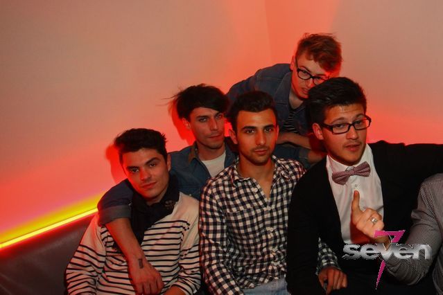 Cliquer pour voir l'image en taille réelle