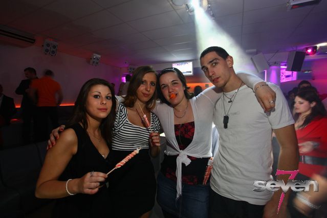 Cliquer pour voir l'image en taille réelle