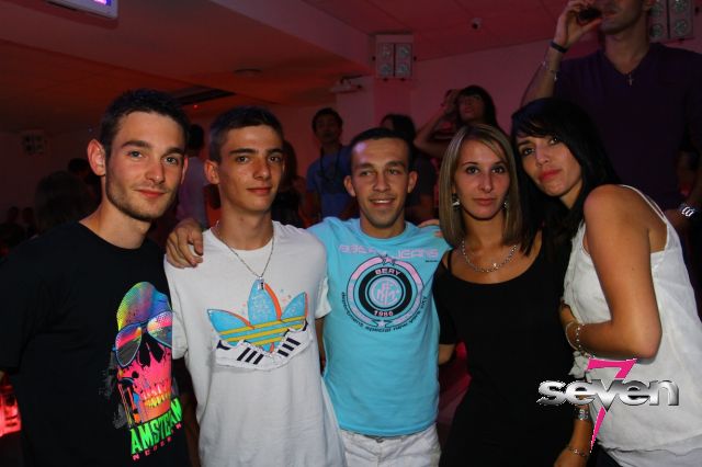 Cliquer pour voir l'image en taille réelle