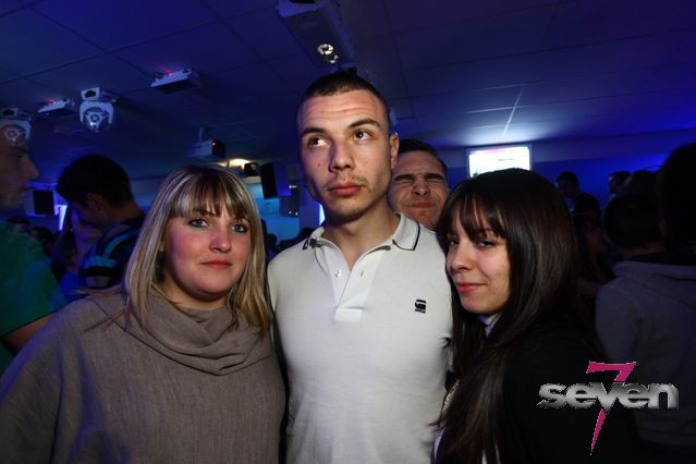 Cliquer pour voir l'image en taille réelle