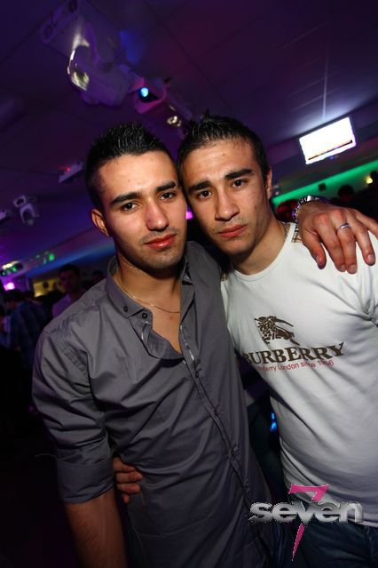 Cliquer pour voir l'image en taille réelle