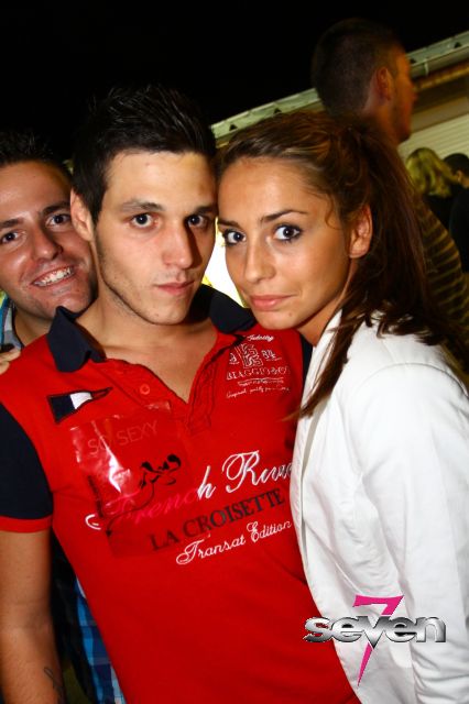 Cliquer pour voir l'image en taille réelle