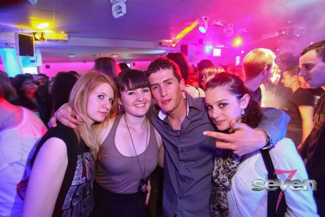 Cliquer pour voir l'image en taille réelle