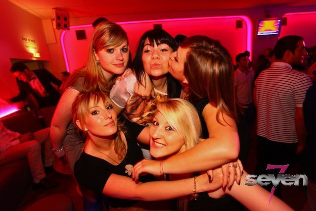 Cliquer pour voir l'image en taille réelle