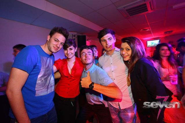 Cliquer pour voir l'image en taille réelle