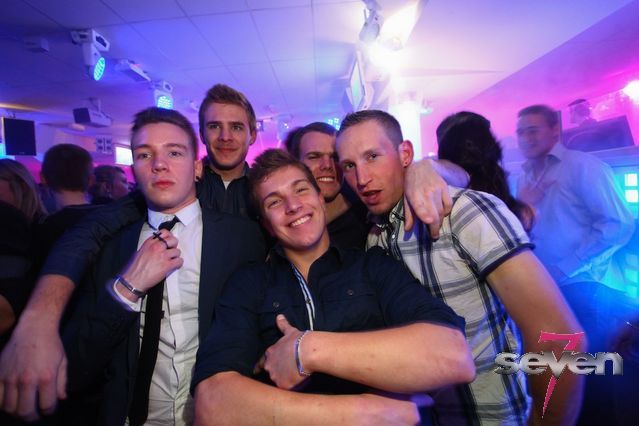 Cliquer pour voir l'image en taille réelle