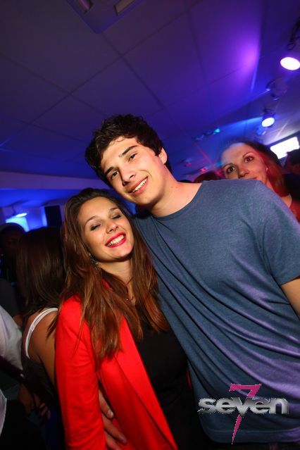 Cliquer pour voir l'image en taille réelle