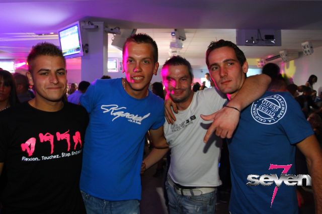 Cliquer pour voir l'image en taille réelle