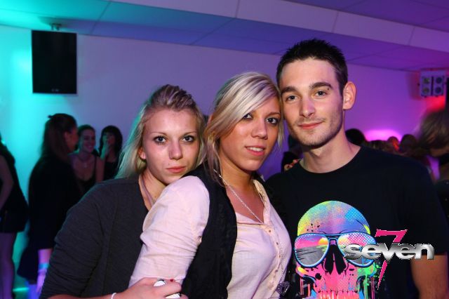 Cliquer pour voir l'image en taille réelle