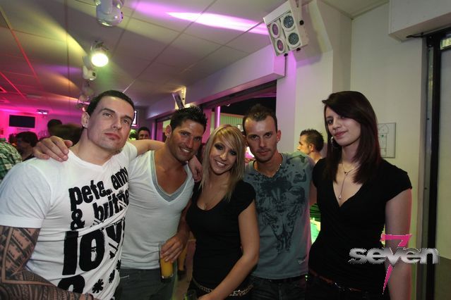 Cliquer pour voir l'image en taille réelle