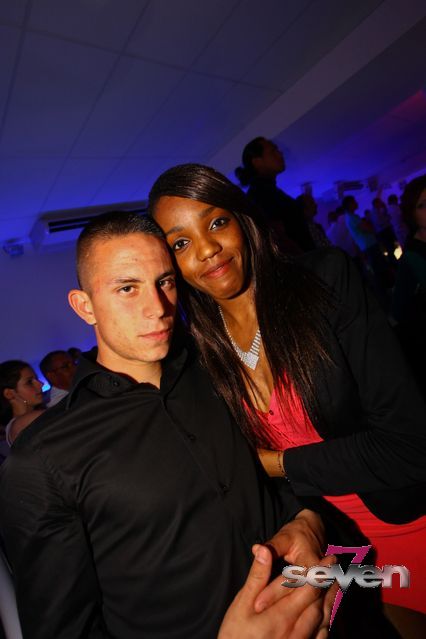 Cliquer pour voir l'image en taille réelle