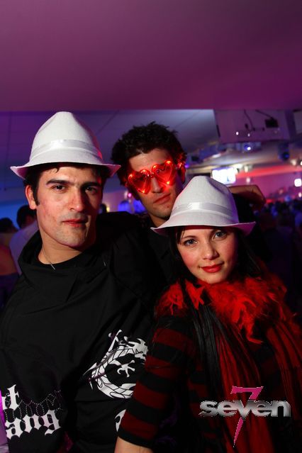 Cliquer pour voir l'image en taille réelle