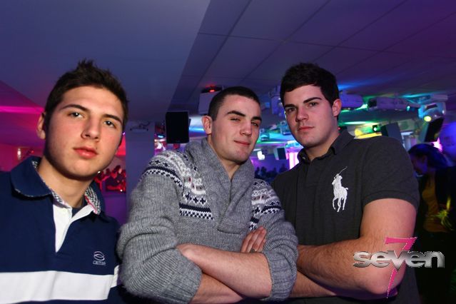 Cliquer pour voir l'image en taille réelle