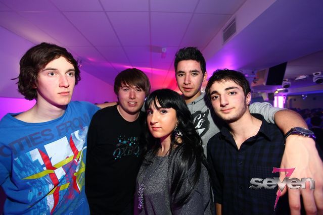 Cliquer pour voir l'image en taille réelle