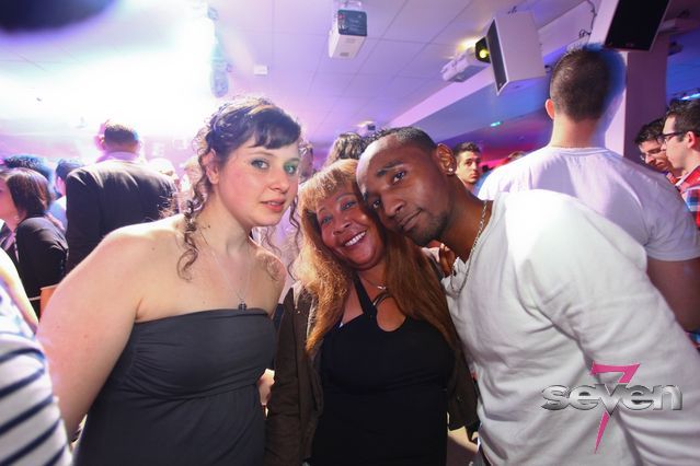 Cliquer pour voir l'image en taille réelle